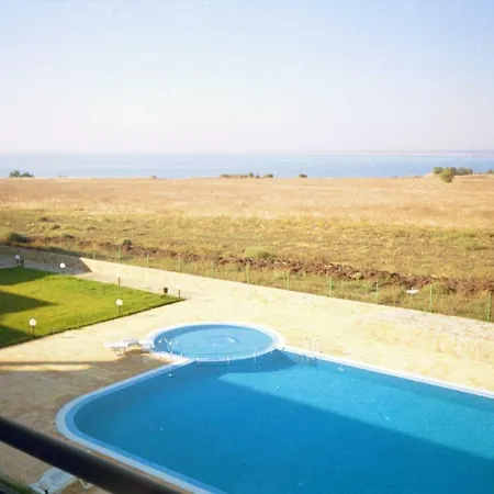 Rutland Apartment Rawda